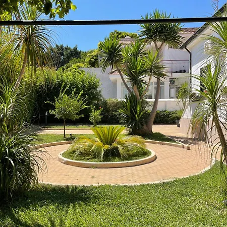 Alemar Bed & Breakfast-2
